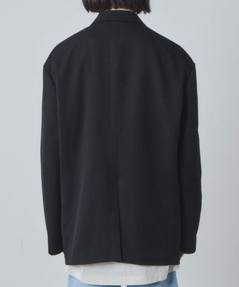 ブラック モデル：172cm L着用