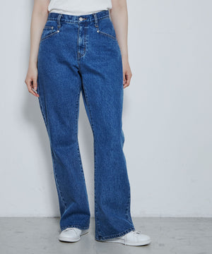 フレアデニムパンツ