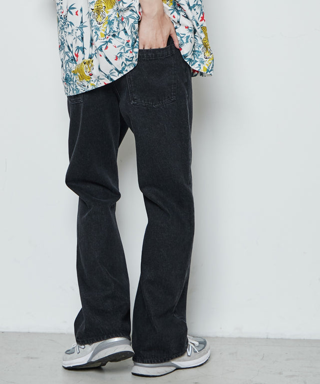 フレアデニムパンツ