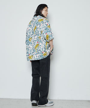 フレアデニムパンツ