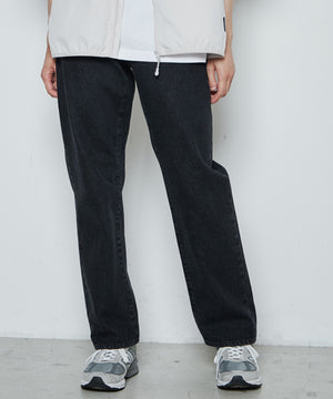 スリムストレートデニムパンツ
