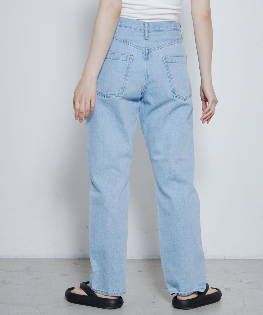 スリムストレートデニムパンツ