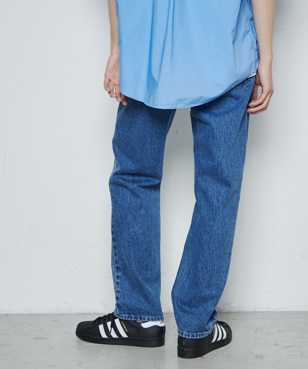 スリムストレートデニムパンツ