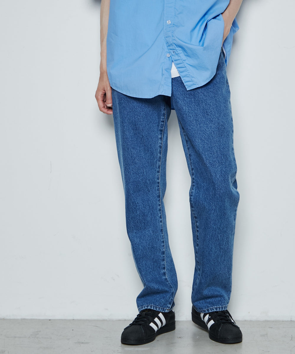 スリムストレートデニムパンツ