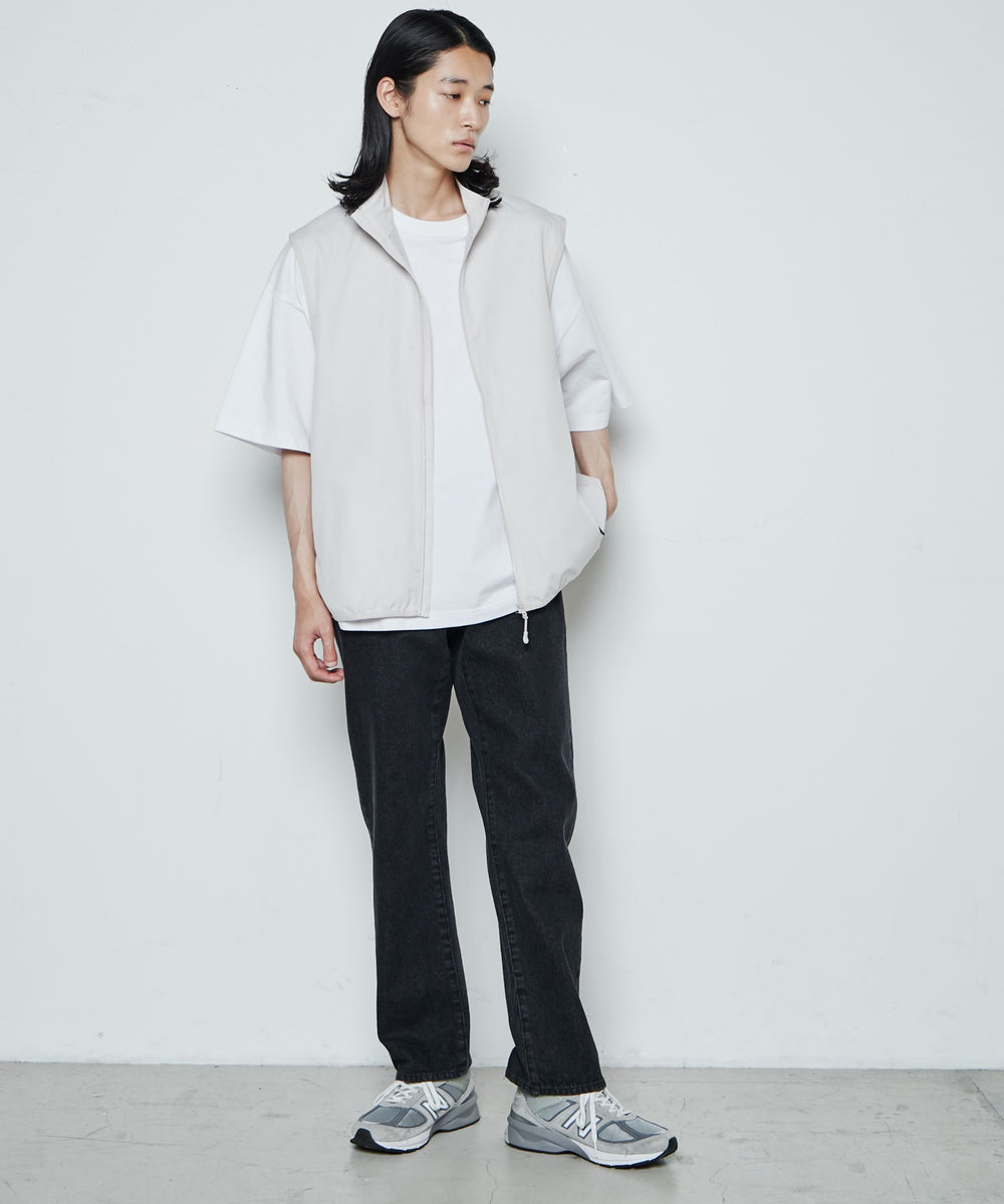 スリムストレートデニムパンツ