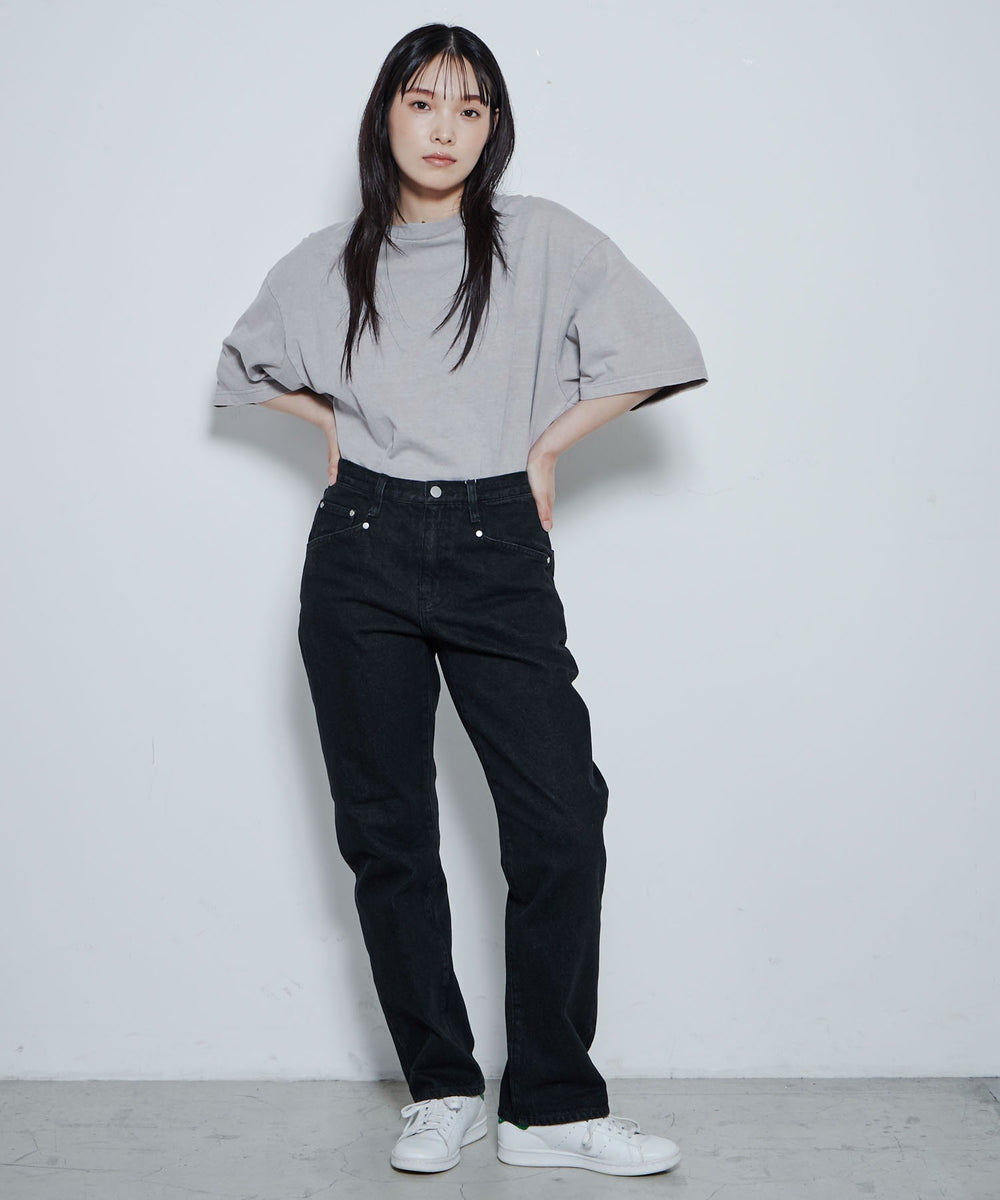スリムストレートデニムパンツ