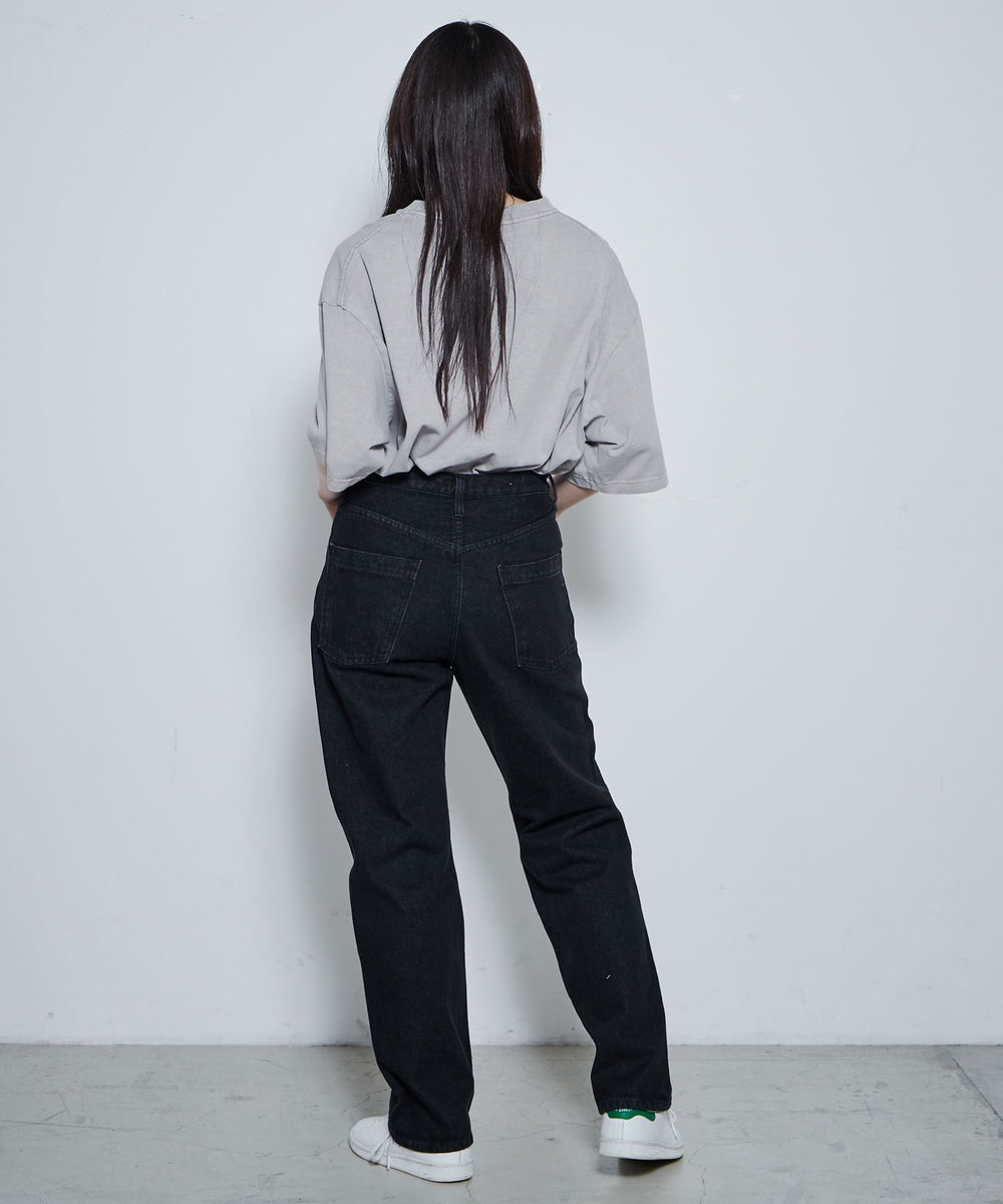 スリムストレートデニムパンツ