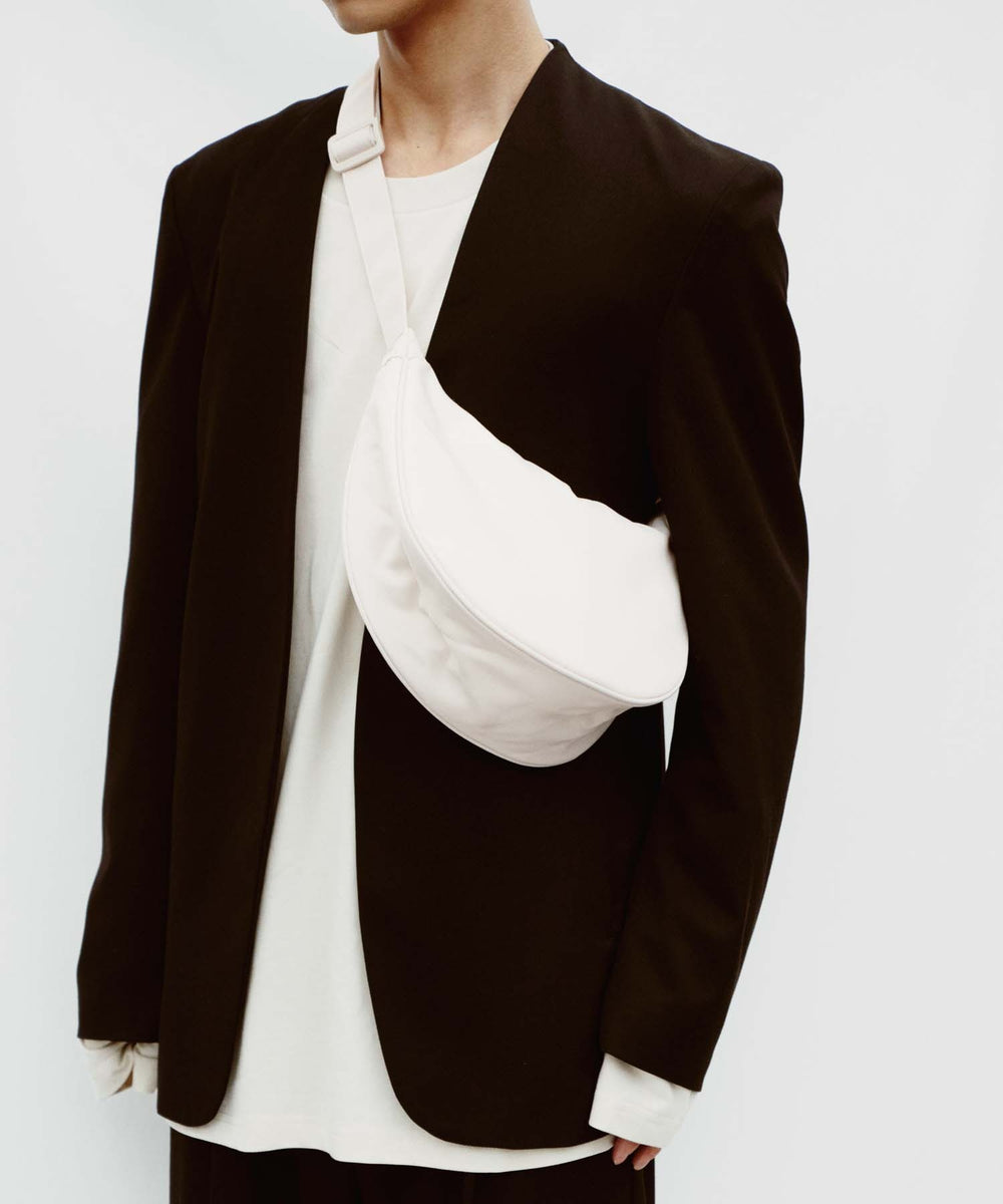 ブラック モデル：180cm L着用