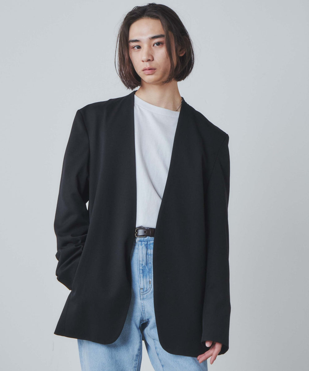 ブラック モデル：172cm L着用