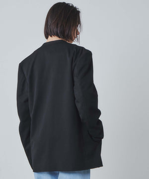 ブラック モデル：172cm L着用