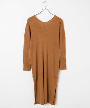 リブVネックスリットワンピース